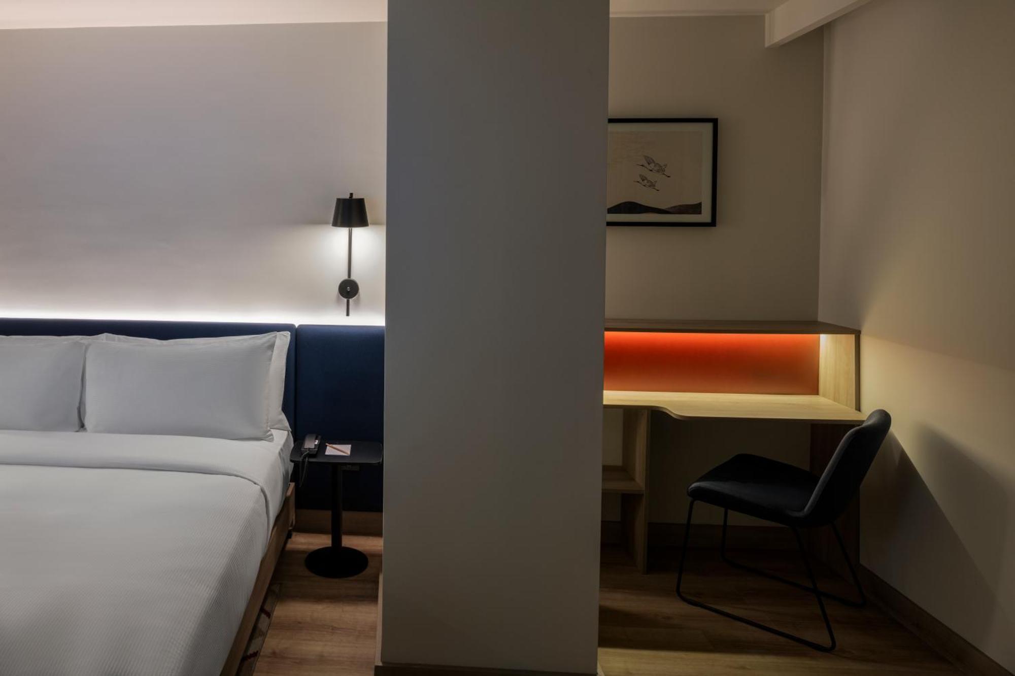 Hampton By Hilton Istanbul Merter Екстер'єр фото
