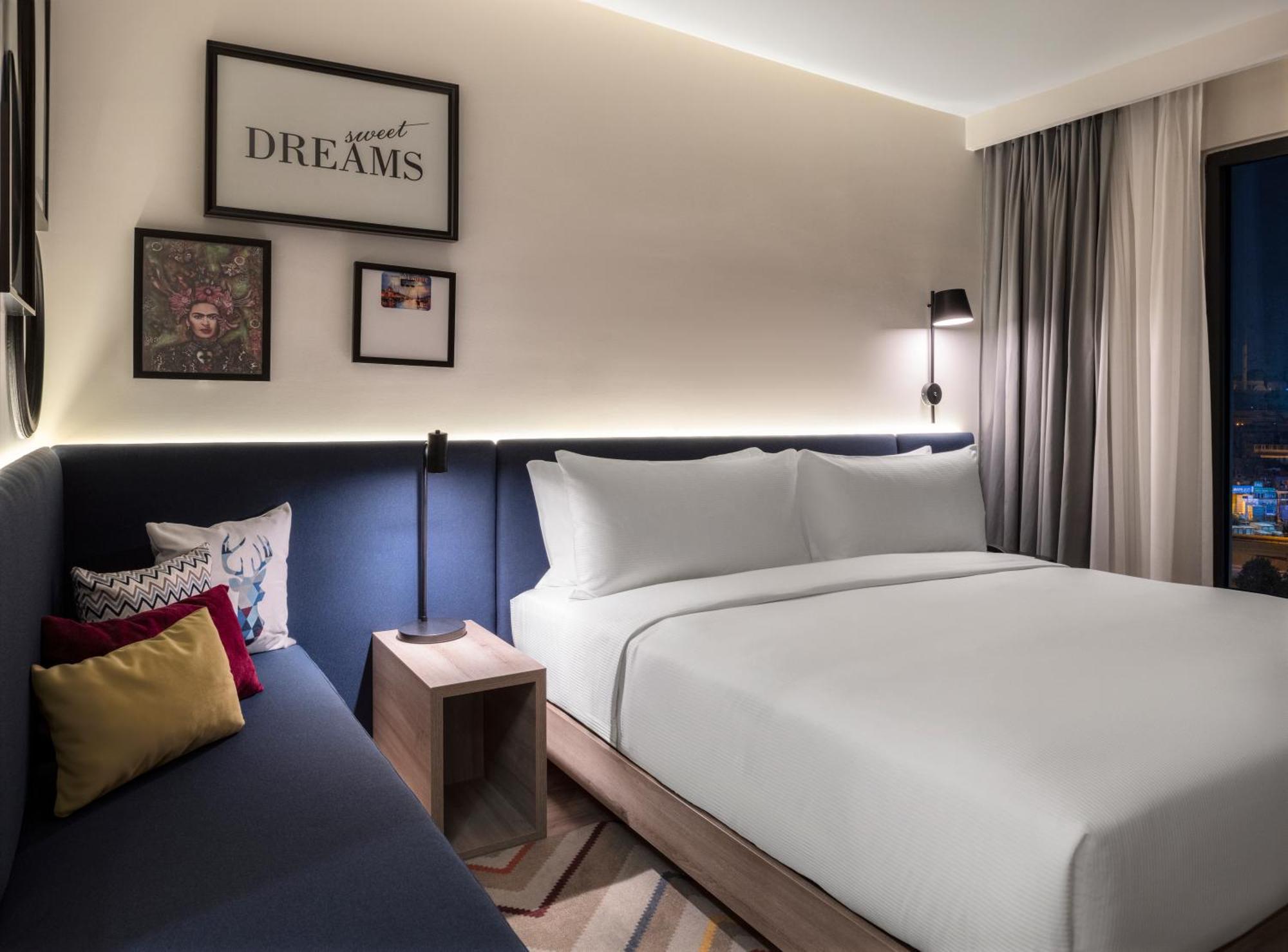 Hampton By Hilton Istanbul Merter Екстер'єр фото