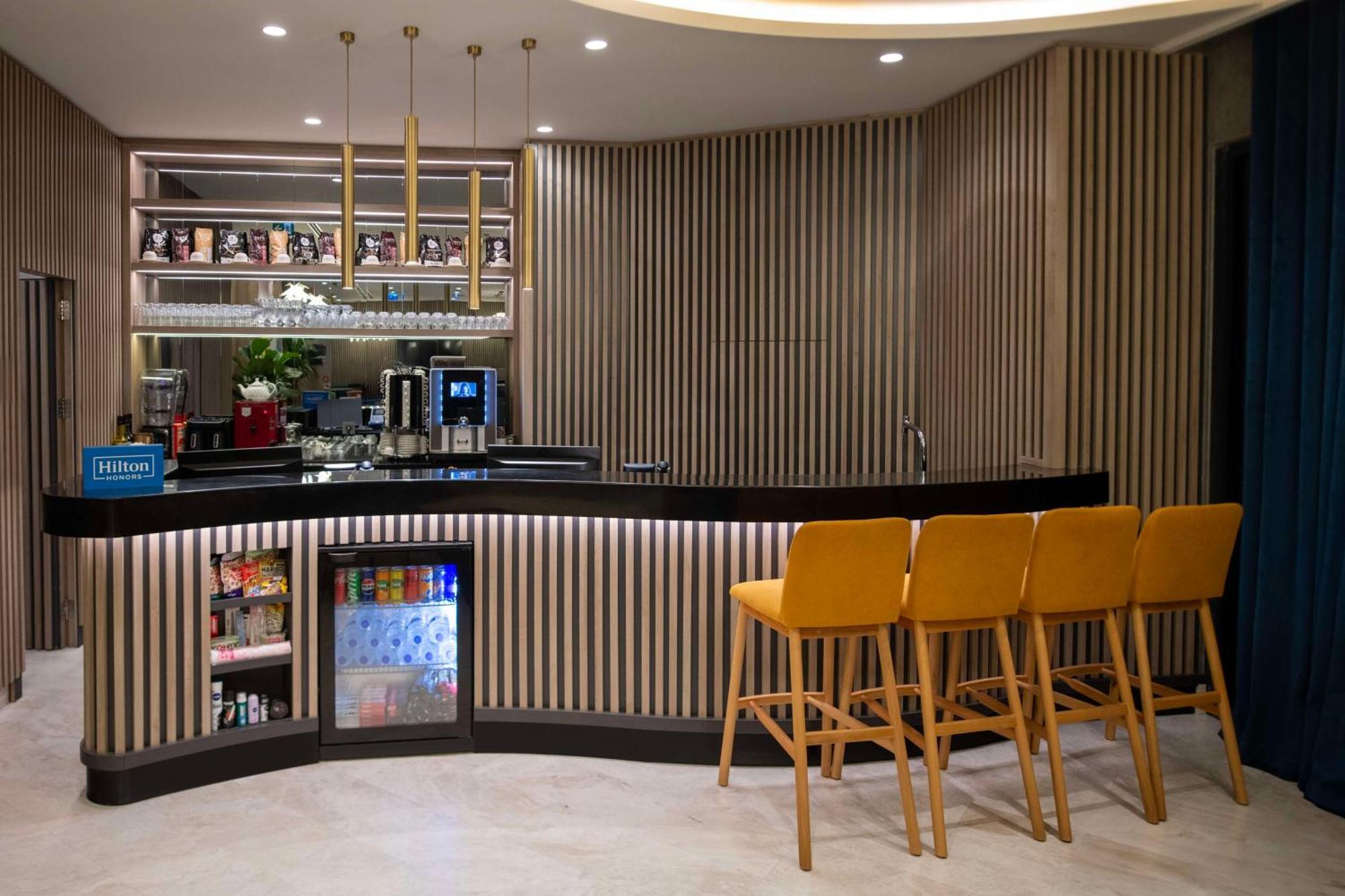 Hampton By Hilton Istanbul Merter Екстер'єр фото
