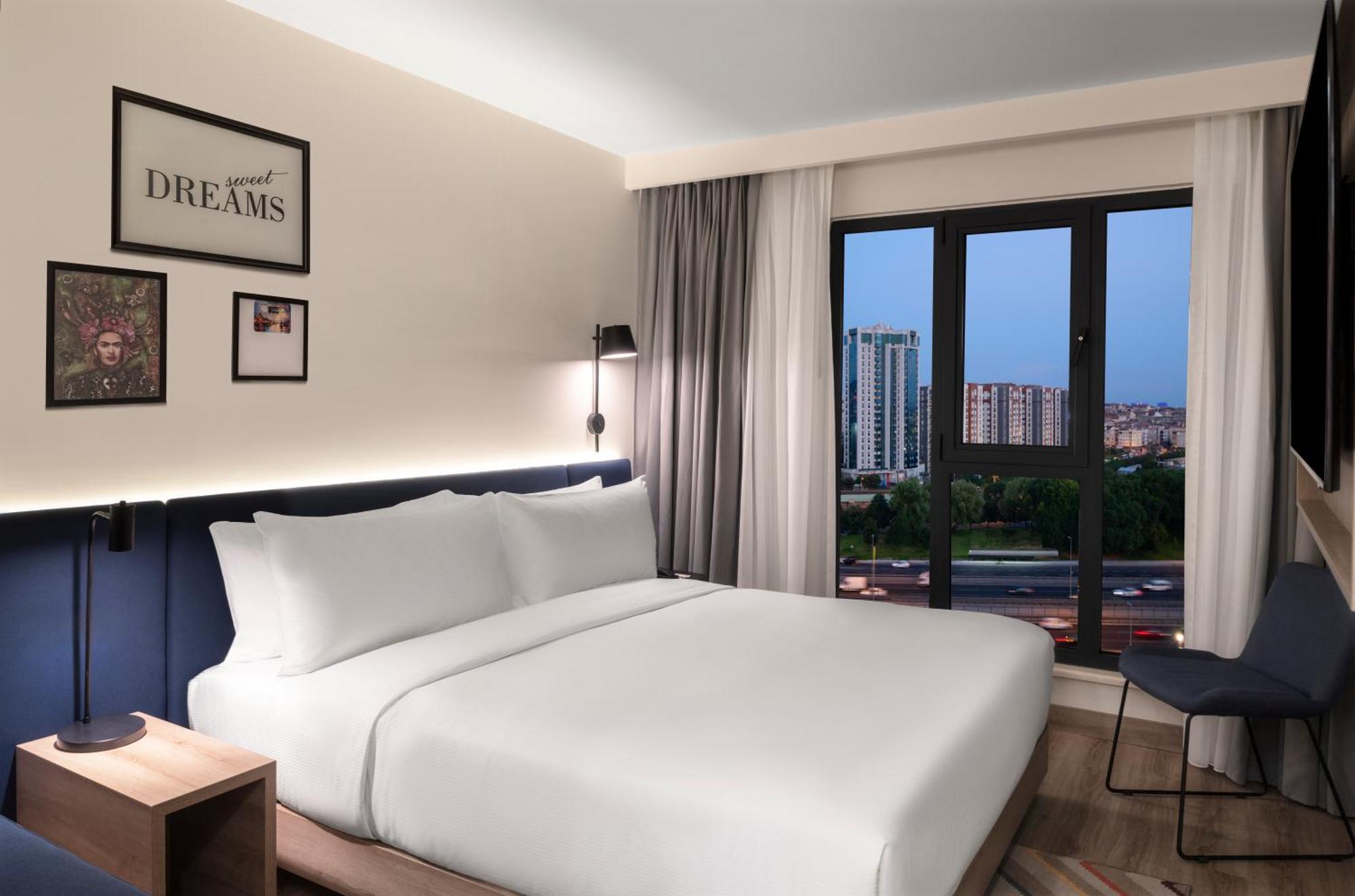 Hampton By Hilton Istanbul Merter Екстер'єр фото